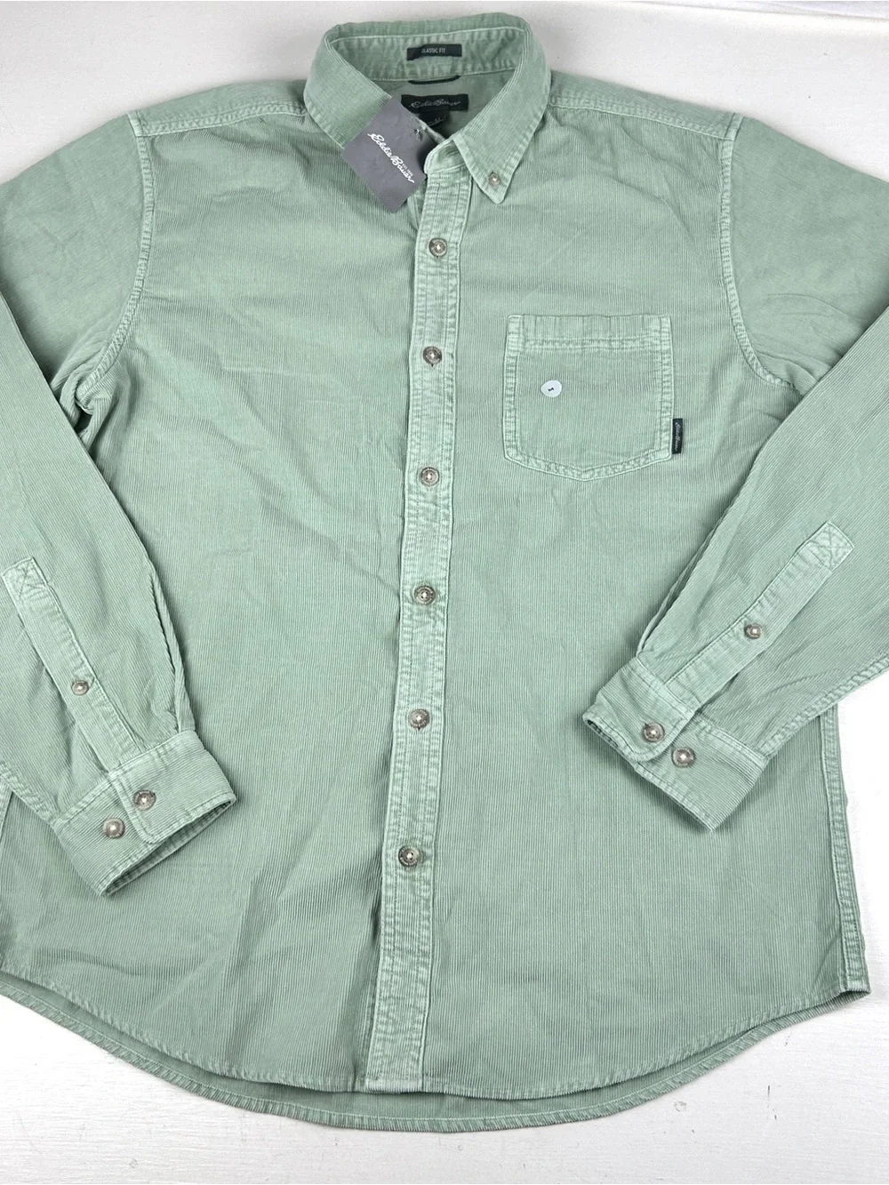NWT Eddie Bauer Mens Corduroy Button-Down Long Sleeve Shirt Sz Medium